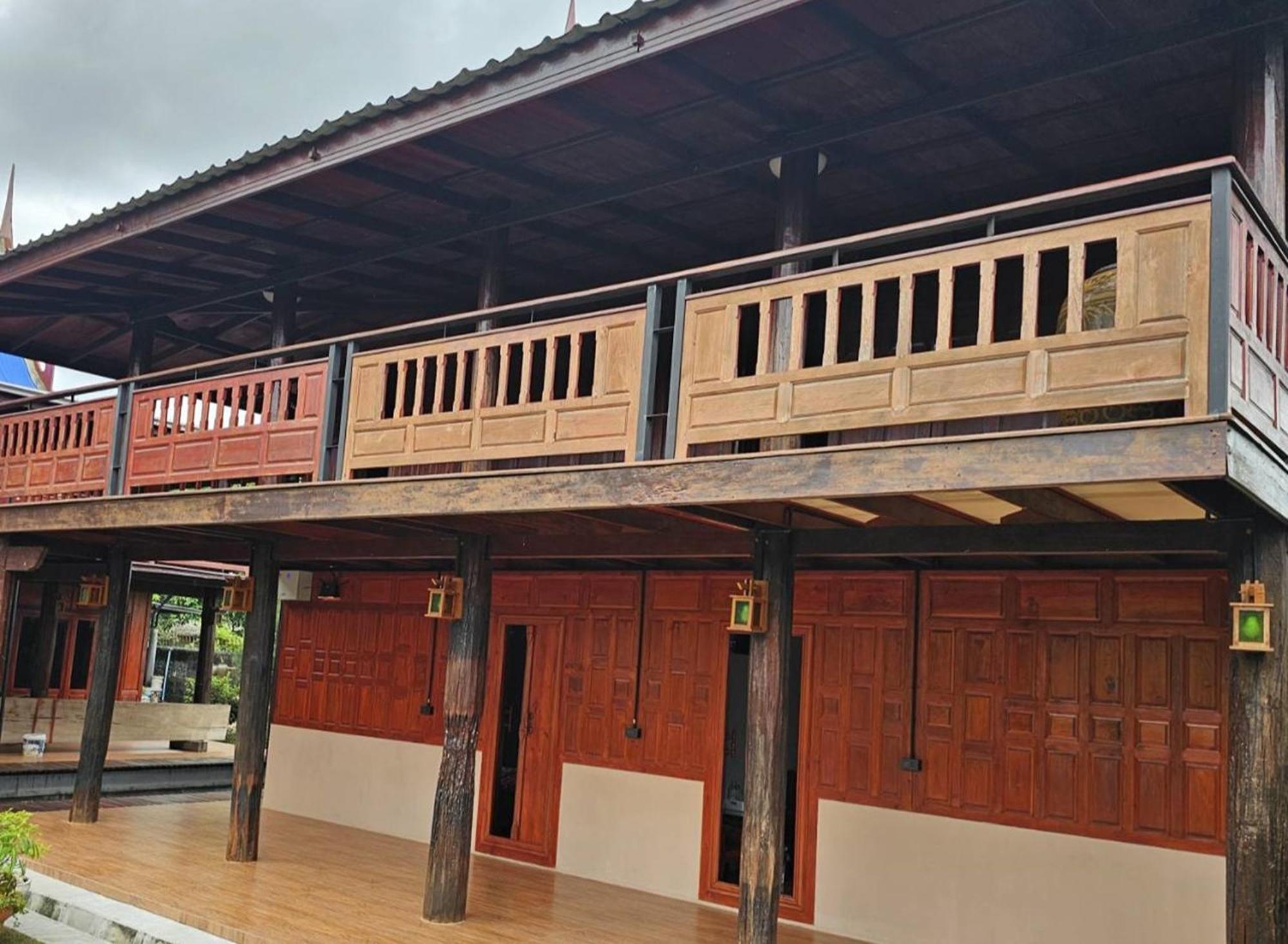 Nipatra Homestay Bangkok Exterior photo
